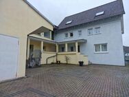 Einfamilienhaus mit Garten, separatem Büro und riesigem Garagentrakt in 97717 Euerdorf-Wirmsthal zwischen Bad Kissingen und Schweinfurt (ID 10417) - Euerdorf