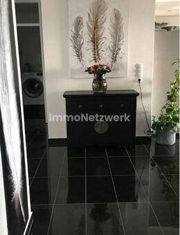 +++ Kernsanierte, sonnendurchflutete 3,5-Zimmerwohnung in Top-Zustand +++ - Villingen-Schwenningen