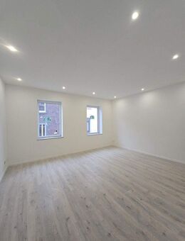 Exklusive 2 Zimmer Wohnung mit Garten - Erstbezug nach Sanierung - Viersen