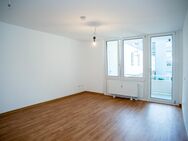 ** TRAUMWOHNUNG ** sanierte 2-Zimmerwohnung mit Loggia - Duisburg