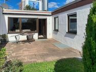 Sofort freier Einfamilien-Winkelbungalow mit Garten, Terrasse und Garage in attraktiver Lage! - Stuttgart