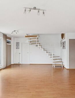 Charmante 3-Zimmer-Maisonette mit 2 Balkonen - Ihr neues Zuhause - Hofheim (Taunus)