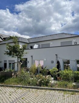 Moderne, helle 4-Zimmer-Wohnung mit Terasse in Marburg Stadtwald - Marburg