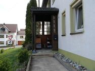 Baugrundstück und ein Zweifamilienhaus in Eigeltingen-Honstetten - Eigeltingen