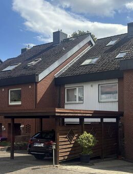 Individuell, hell und gepflegt: RMH in Split-Level-Architektur - Norderstedt