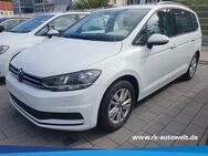 VW Touran, 1.5 TSI Comfortline, Jahr 2022 - Soest