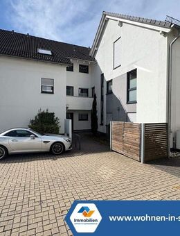 VR IMMO: Siegen-Giersberg, moderne 3 ZKB-Wohnung mit Balkon, PKW-Stellplatz und Luftwärme!!! - Siegen (Universitätsstadt)