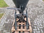 Düngestreuer Traktor - Friedland (Brandenburg)