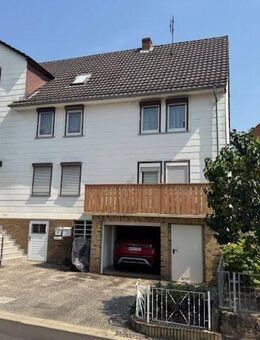 // 1-2 Familiendoppelhaushälfte mit Garage; Stellplatz & schönem Grundstück in ruhiger Wohnlage /// - Guxhagen