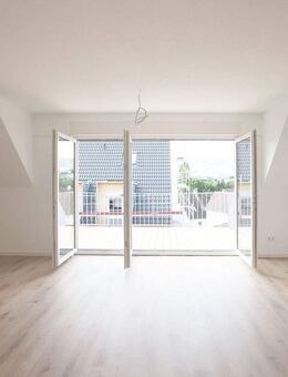 Traumhafte, lichtdurchflutete Duplex-Eigentumswohnung mit Süd-Balkon & Dachstudio! - Güglingen