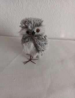 Deko Vogel zum Basteln Kunstpelz ca. 12cm hoch ca. 6cm breit - Essen