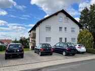 Schöne 4 ZKB Wohnung mit Balkon und PKW Stellplatz, Hochparterre - Bad Emstal