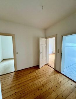 ** Gemütliche 2-Zimmerwohnung mit Stellplatz in der Nähe von Dresden ** - Dresden