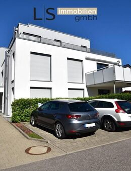 Exklusive 3,5-Zimmer-Wohnung mit XXL-Terrasse, hochwertiger EBK & 2 Kfz-Stellplätzen in guter Lage! - Heimsheim