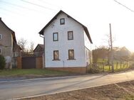 Einfamilienhaus mit Nebenräumen, großer Scheune, Nebengebäude und einer Gartenlandschaft mit vielen Möglichkeiten - Reitzengeschwenda - Drognitz
