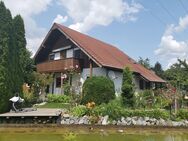 Idyllisches Schöner Wohnen: EFH mit ELW, DG, Gartensauna und Schwimmteich - Essenbach