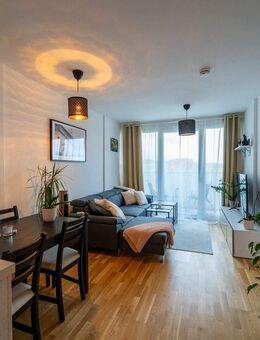 Moderne Zweizimmerwohnung mit Balkon und Einbauküche - Regensburg