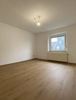 Sehr schöne 2-Zimmer-Wohnung in zentrumsnaher Lage in Weiden zu vermieten! - Weiden (Oberpfalz)