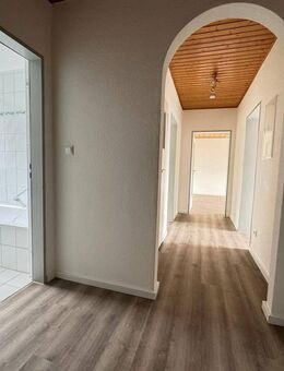 3-Zimmer-Wohnung (74 m²) mit Balkon zur Miete - Creußen