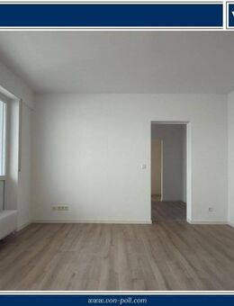 Helle Zwei-Zimmer-Wohnung mit großem Balkon und Tiefgaragenstellplatz - Frankfurt (Main)