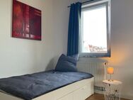 möbliertes WG-Zimmer mit Wlan, Gästeküche, Bad/WC Teilung, Waschmaschine, Zentrum Stuttgart - Stuttgart