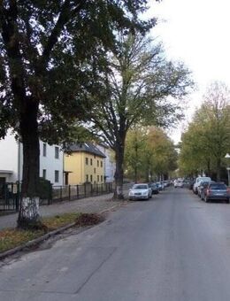 Reihenmittelhaus mit Keller und Schuppen - Berlin