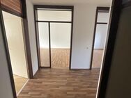 Erdgeschosswohnung mit Balkon! - Kreuztal
