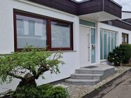 Wunderschöner Gartenhofbungalow - Herrenberg