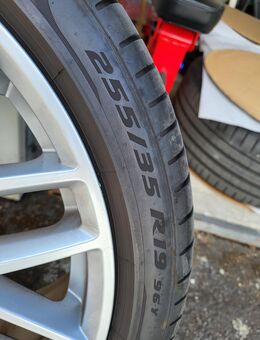 Audi Felgen 19 " mit 255er 6 mm Profil - Dortmund
