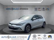 VW Golf, 1.5 VIII eTSI, Jahr 2023 - Jüterbog
