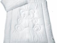 MESANA Kinderbettdecke + Kopfkissen Bär, 2-tlg, Füllung: silikonisierte Hohlfaser (Bettdecke), Bezug: Polyester, Decke mit Kissen, 100x135cm, Kissen 40x60 cm