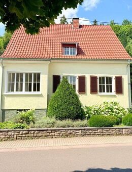 Charmantes Stadthaus mit Gartenidylle - Ruheoase mitten in Merzig - Merzig