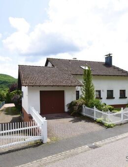 Traumgarten & XXL-Stellfläche! Idyllisches Einfamilienhaus mit Einliegerwohnung in Kirn-Sulzbach - Kirn