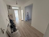Renovierte 2 Zimmer Wohnung im Herzen von Ehrenfeld (WG möglich) - Köln