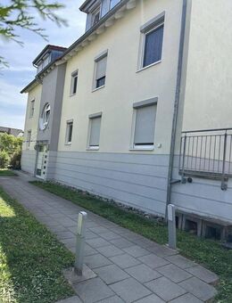 Gepflegte 4,5 Zimmerwohnung 104m2 in Filderstadt - Filderstadt