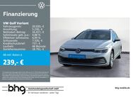 VW Golf Variant, 1.0 Life Golf eTSI OPF, Jahr 2022 - Balingen