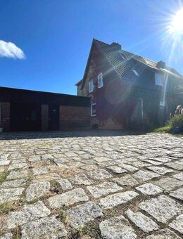 Ein Haus zum Leben in begehrter Ruhiglage, großer Garten, Reserveflächen u. sogar ein Luftschutzbunker! - Rostock