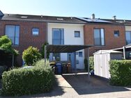 Reihenhaus mit 135 m² Wohn-/ Nutzfläche, Vollkeller und Carport - Pinneberg