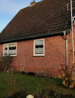 Einfamilienhaus mit Balkon und Doppelgarage im Herzen von Neuenkirchen - Neuenkirchen (Landkreis Heidekreis)