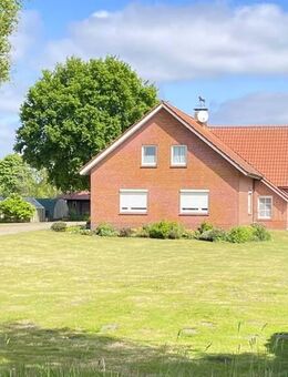 Idyllische fast Alleinlage! Großes Wohnhaus mit Nebengebäude... - Ostrhauderfehn