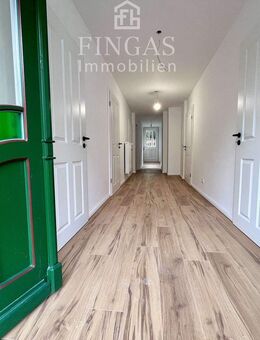 ***Erstbezug nach Kernsanierung - Helle Erdgeschosswohnung in echtem Vilser Fachwerkhaus*** - Bruchhausen-Vilsen