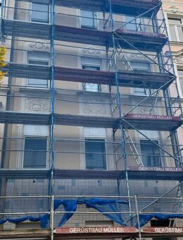 Mehrfamilienhaus sanierungsbedürftig - Köln