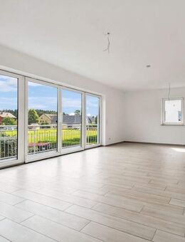 Moderne und großzügige Wohnung mit Einbauküche und Süd-Balkon - Petersaurach
