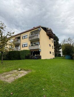 Schöne 3 Zimmer Wohnung mit Balkon und Gemeinschaftsgarten in Kolbermoor - Kolbermoor