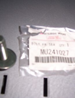 MU241027 Schraube, Sitz vorn 10x37 diverse Mitsubishi-Modelle - Hannover Vahrenwald-List