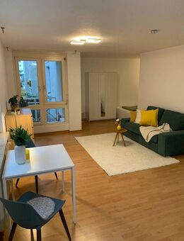 Attraktive möblierte 1,5 Zimmer-Whg mit Balkon und XXL TG-Stellplatz / Erstbezug nach Renovierung - Kornwestheim