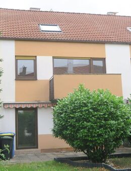 Reihenmittelhaus in bevorzugter Vorstadtlage - Nürnberg