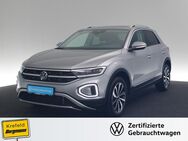 VW T-Roc, 1.5 TSI, Jahr 2023 - Krefeld