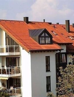 3-Zimmer. Penthouse. Dachterrasse. Balkon. Fußbodenheizung. Einbauküche. Gäste-WC. Bad mit Fenster. Tiefgaragen-Stellplatz - Unterschleißheim