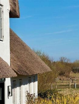 Einzelhaus-Idyll mit Aufzug und Garage auf großzügigem Grundstück mit Weitblick - Sylt